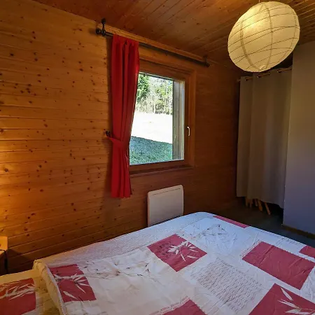 Convivial A Avec Cheminee, Proche Du Et Des Pistes, Ideal Famille Et Rando - Fr-1-589-95 *